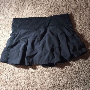 Lululemon Skirt size 6